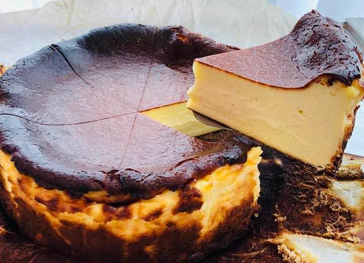 Basque burnt Cheesecake · 6inch cake , cold dessert