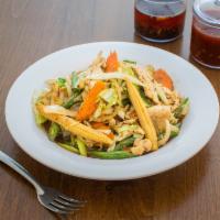 Pak Raum Mit Stir Fry · Stir-fried vegetables including cabbage, carrots, baby corns, onions, zucchini, celery, broc...