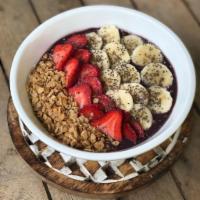 Classic PS Green Acai Smoothie Bowl · Acai, banana and strawberry, topped with banana slices, chia seed, homemade granola and almo...
