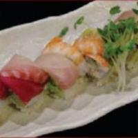 Spicy Rainbow Roll · Base: spicy tuna roll. Top: tuna, salmon, snapper, avocado and shrimp.