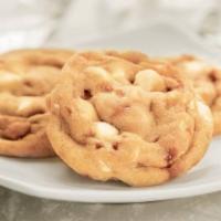 Macadamia Nut Cookie · 