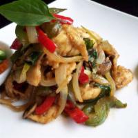 T5. Spice Basil · Sauteed with bell pepper, white onion and mushroom in a spice basil sauce. Served with fried...