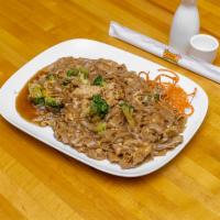 Pad See Eww · Sauteed chicken with Thai noodles, broccoli, fresh garlic and soy sauce.