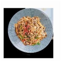 yaki soba · soba noodles with egg. peppers. beansprouts. onion. scallions