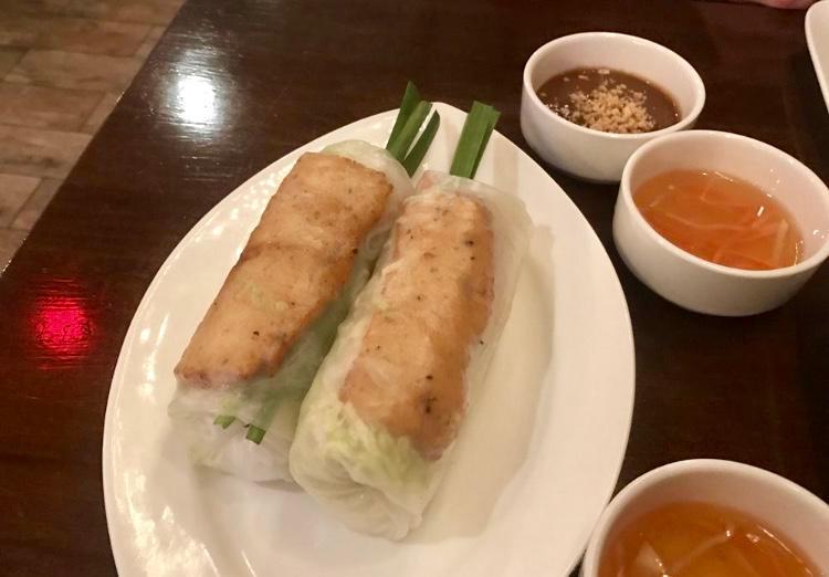 BBQ Shrimp Sugar Cane Summer Rolls (Gỏi cuốn chạo tôm) · 2 rolls.
BBQ Shrimp paste on sugar cane, rice noodle, shredded lettuce, and chives wrapped in Vietnamese rice paper. Served with house special dipping sauce.