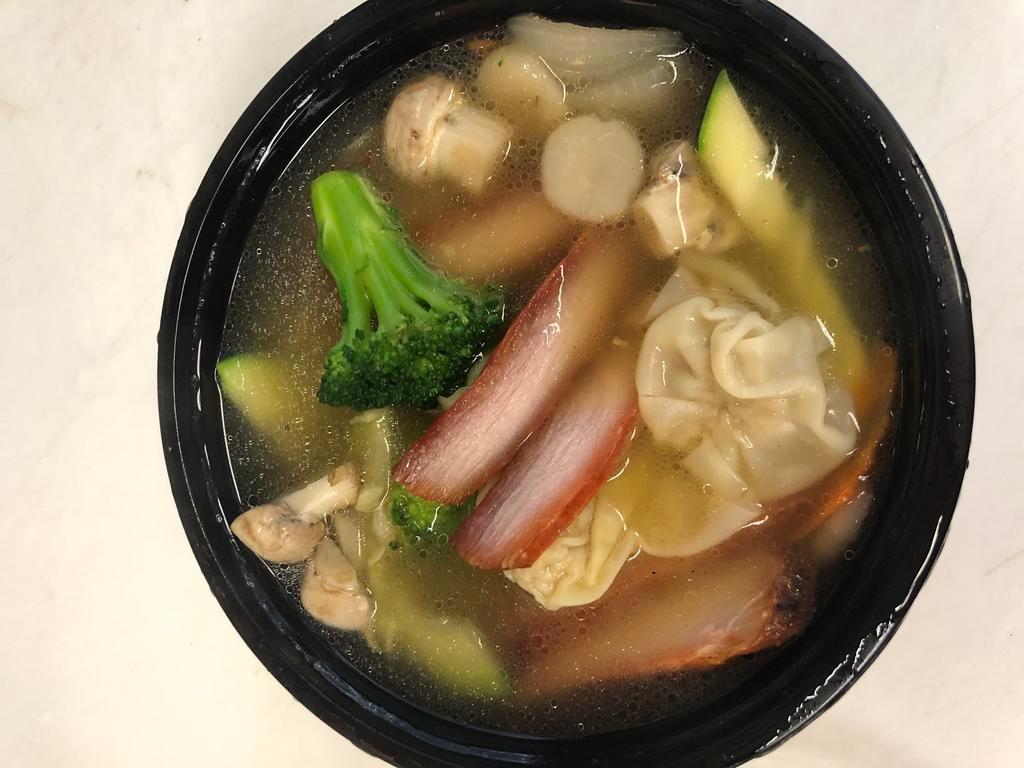 Wonton soup · Homemade wonton with pork and shrimp, with vegetables and BBQ Pork