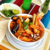 7 Mares Caldo · 7 seas soup. shrimp, fish, mussels, white clams, scallops and octopus. ( currently out of cr...