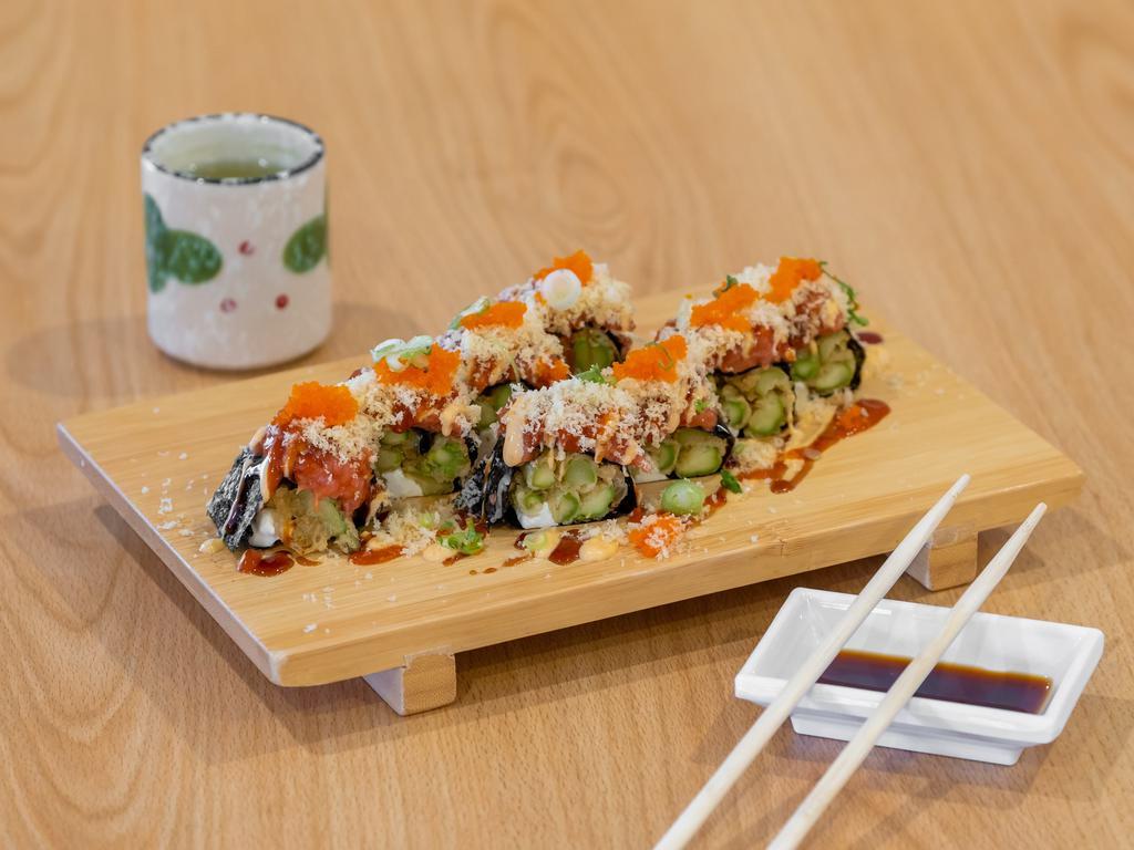Sexy Lady Roll · 8 pieces. No rice temp. Asparagus, cream cheese, spicy tuna, crumbs, grilled onion, masago, spicy and eel sauce, Sriracha. 