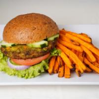 91. Veggie Burger Combo · Made with carrots, corn, peppers, green beans, peas and onions. Served with lettuce, tomato ...