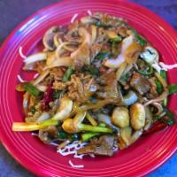 Mongolian Beef 蒙古牛 · Hot and spicy.