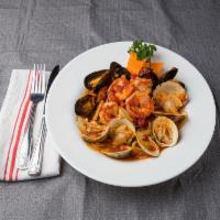 Linguine Marechiaro · Shrimp, clams, mussels, and light marinara sauce.