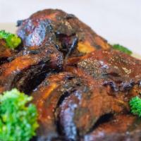1/2 Rack Baby Back Rib Entree · Served with 2 small sides and warm bread.