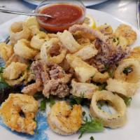 Fritto misto · Friend calamari with fried shrimp