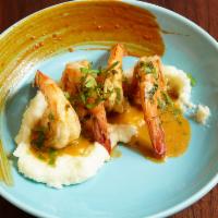 Camarones al Ajillo · Jumbo shrimp sauteed in garlic, guajillo and white wine served with mashed potatoes.