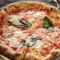 Dough's Margherita · Italian plum tomato sauce, basil, house made mozzarella
