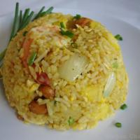 Pineapple Fried Rice · Onion, scallion, curry powder, cashew nut and egg. 