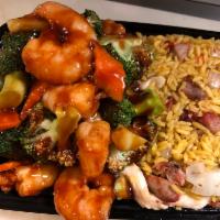 20. Shrimp with Broccoli Combination · Served with roast pork fried rice and egg roll.