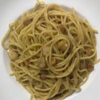Spaghetti Garlic and Oil · Sauteed fresh garlic, extra virgin olive and Italian seasoning.