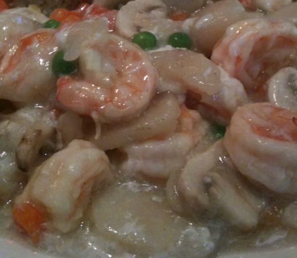 Shrimp with Lobster Sauce · Stir fried with green peas, carrots and eggs in creamy white sauce.