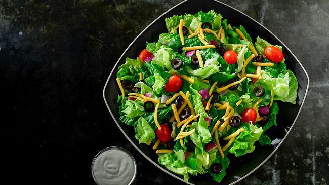 Garden Salad · Lettuce, Cheddar Cheese, Green Pepper, Red Onion, Black Olive, Grape Tomatoes