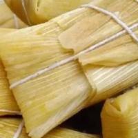 Tamal en Hoja · Dough wrapped around a filling and steamed in a corn husk or banana leaf.