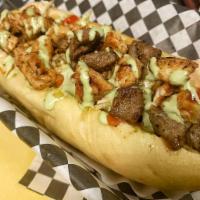Perro Pao Pao · Hot dog with sausage, chicken, steak, lettuce and mozzarella cheese.