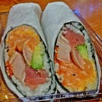 Million Dollar Sushirrito  (Best Selling, Best Value) · White fish, salmon, tuna, yellowtail, tempura flakes, avocado, tobiko and scallion with spic...