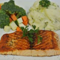 Grilled Salmon · Filete de salmon. Served with choice of 2 sides.