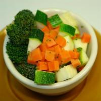 Steamed Mixed Vegetables · Vegetales mixtos. Vegetarian.