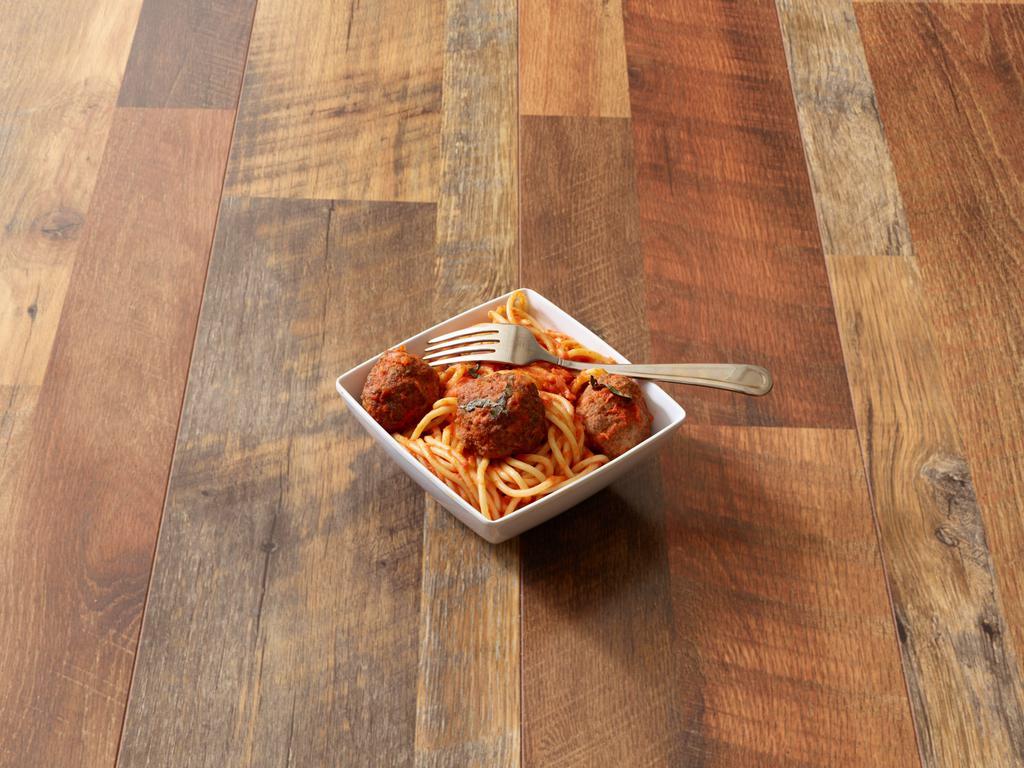 Spaghetti Polpette · Spaghetti pasta with homemade meatball in tomato sauce.
