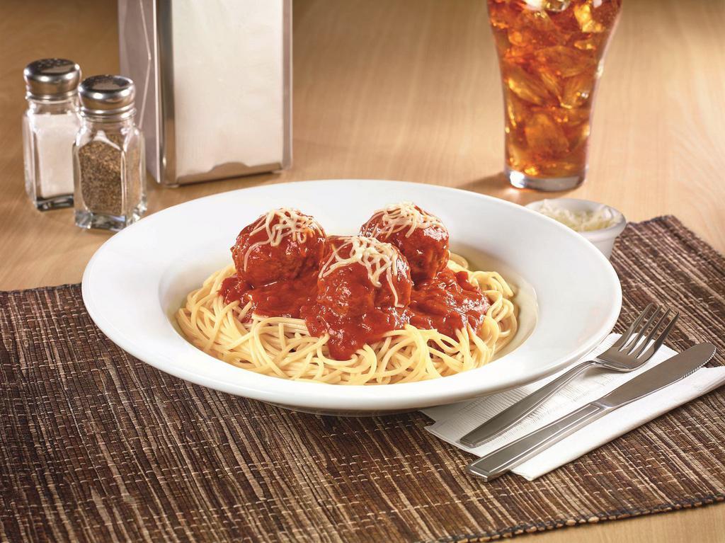 Brooklyn Spaghetti & Meatballs  · Seasoned meatballs atop a bed of pasta covered in tomato sauce and served with dinner bread.                           