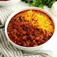 Homemade Chili · Home-made Chili served with sprinkle cheese and crackers.