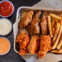 Wing & Drumstick 8pc Combo (5 wings and 3 drumsticks) · 1 flavor, comes with regular fries, 1 dip, 1 coleslaw or radish
(3 Flats, 2 Drumette, 3 Drum...