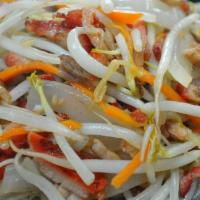 Roast Pork with Bean Sprouts Combination · Sliced pork that has been cooked over dry heat.