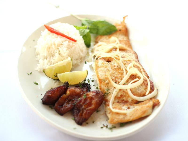 Filete de Pollo · Chicken fillet. Grilled chicken breast marinated Vila’s style topped with grilled onions. Served with white rice, black beans and sweet plantains.