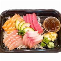 S28. Sashimi Combo (Regular) · 15 pieces assorted sashimi.