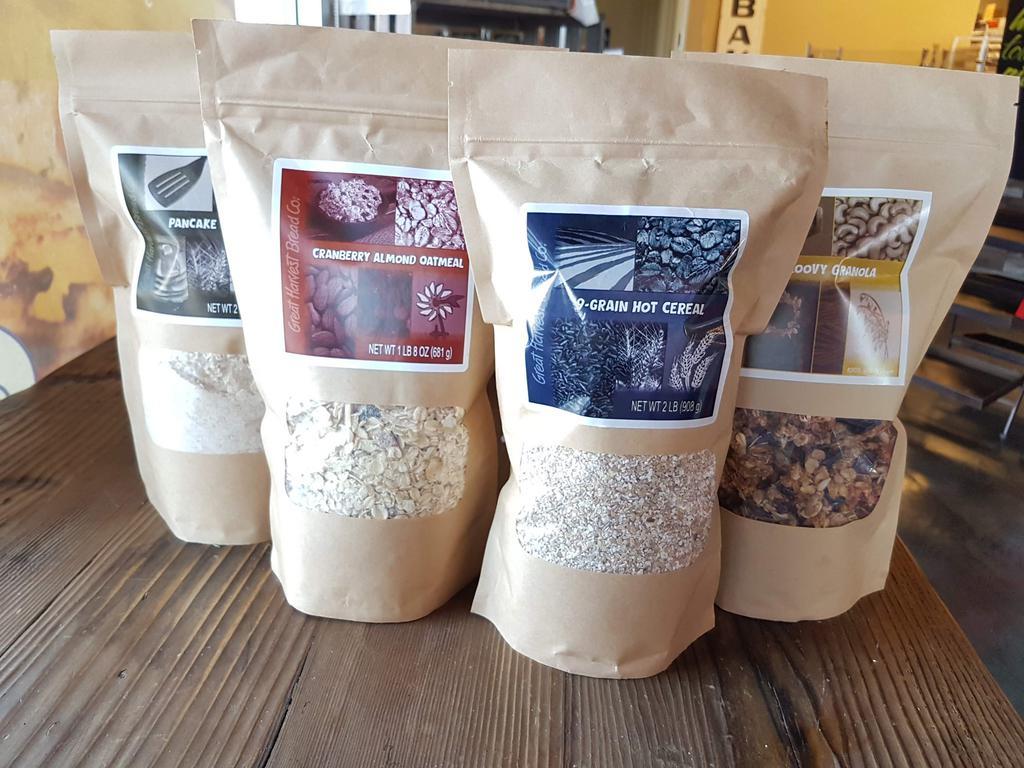 9 Grain Cereal Mix · Contains 9 Grain mix (rye, red wheat nuggets, corn grits, cracked brown rice, oat flakes, trite flakes, soy grits, flax seed, whole barley and whole millet), oat bran and salt. 