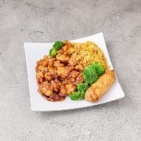 C18. General Tso's Chicken Combo · Hot and spicy. Served with roast pork fried rice and roast pork egg roll.