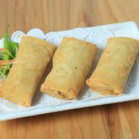 Spring Roll - 上海春卷 · Deep fried spring roll stuffed with ground pork and vegetables