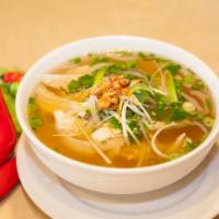 P8. Pho Ga · White chicken meat with chicken noodle soup.