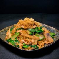 Bamee Pad Kana · Stir-fried egg noodle with chinese broccoli, egg, baby corn.