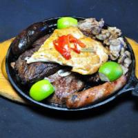 Parrillada Para Uno · Mixed grilled for 1. A marcar territorio. Este plato de carne asada con chorizo and molleja ...