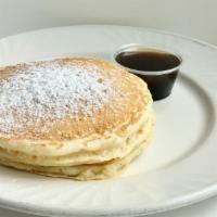 Buttermilk pancakes · 3 cakes