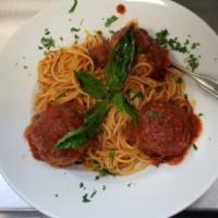 Spaghetti with Meatballs · Topped with marinara sauce. Served with your choice of season green salad or cup of soup.