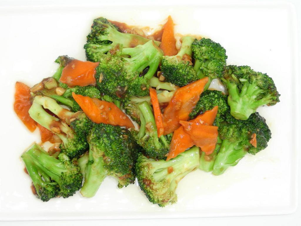 Plain Broccoli Meal · Served with brown sauce, garlic sauce or curry sauce. Served with a choice of rice.