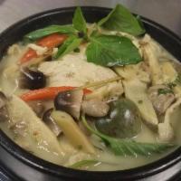 Green Curry  · Meat choice: Beef and chicken.