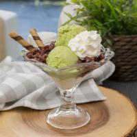 I04. Green Tea Red Bean Sundae · Green tea ice cream with red bean