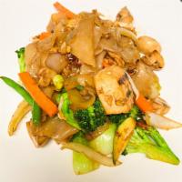 Vegetable Stir-Fried Noodles  · Sauteed flat rice noodle with egg, onion, mushrooms, chopped scallion, beansprout, ground pe...