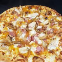 Country Sweet Pizza  · Grilled chicken, ham, Country Sweet, mozzarella, caramelized onions.
