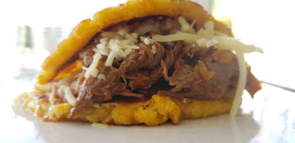 Guayoyos Food · Empanadas · Lunch · Dinner · Food Trucks · Sandwiches · Venezuelan